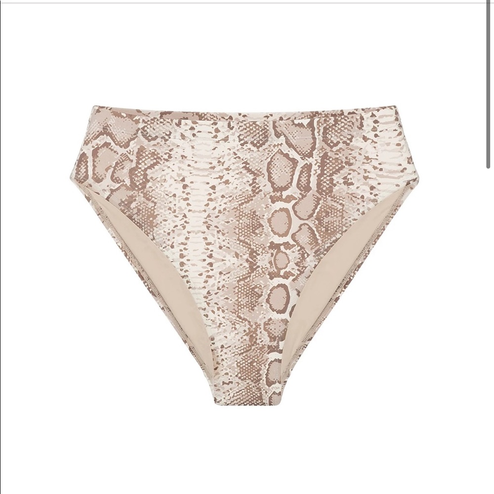 NEVER WORN ✨ SNAKESKIN BIKINI BOTTOM ✨